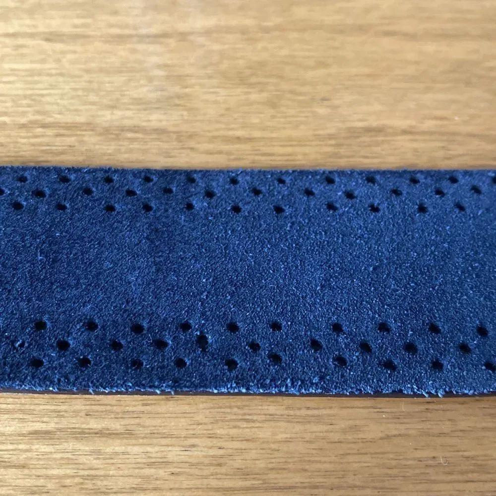 Hugo Boss suede belt - Picture 5 of 10